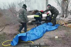 Днепровский район: мужчину погребла железобетонная плита (ФОТО, ВИДЕО)