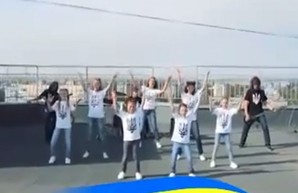 «Вже нам, браття українці, усміхнулась доля»: мотивирующая рок-версия гимна Украина в исполнении детей (ВИДЕО)