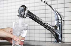 Платить за воду по-новому: Как изменились тарифы для потребителей «Днепрводоканала»
