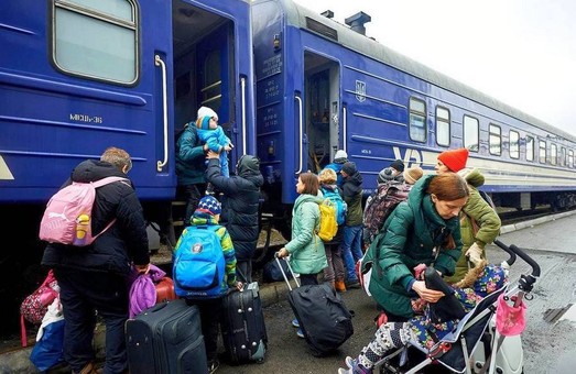 19 апреля из Днепра назначены эвакуационные поезда